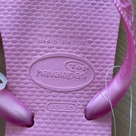 NWT Havaianas Top Flip flops Rose 35-36 (US 4/5) 9 1/4 inches at longest point - Picture 2 of 3